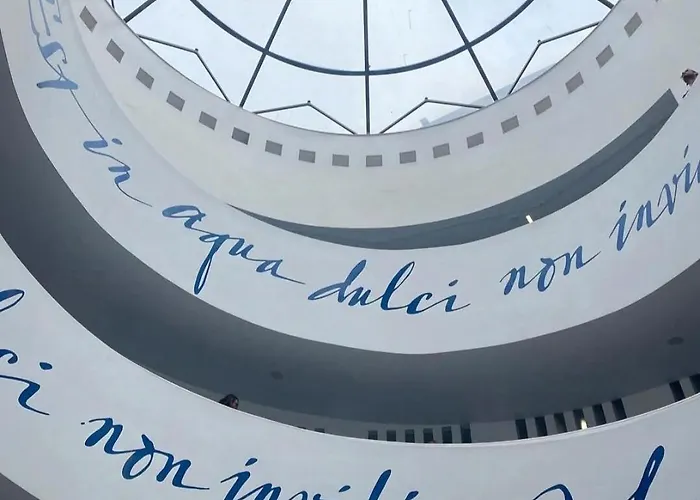 Anna Home in Chiaia